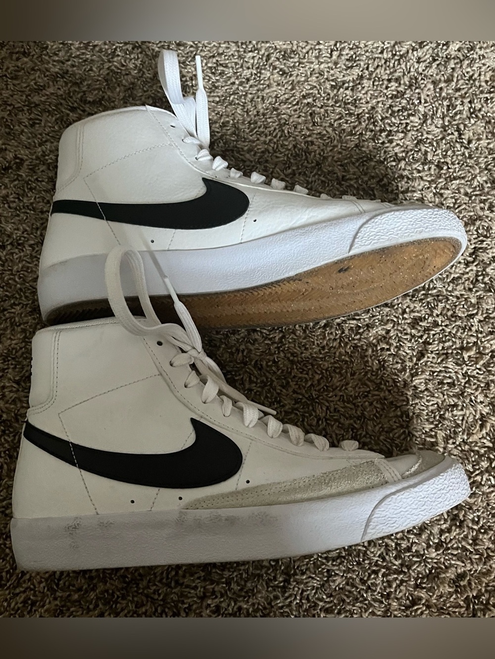 Big Kids Nike Blazer Mid '77 white trainers #sneakers #lifestyle